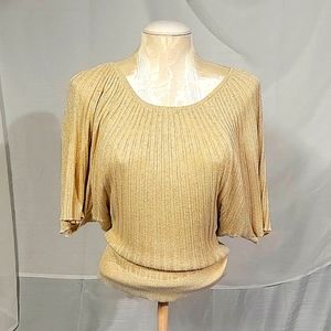 Gold knit top size (L)